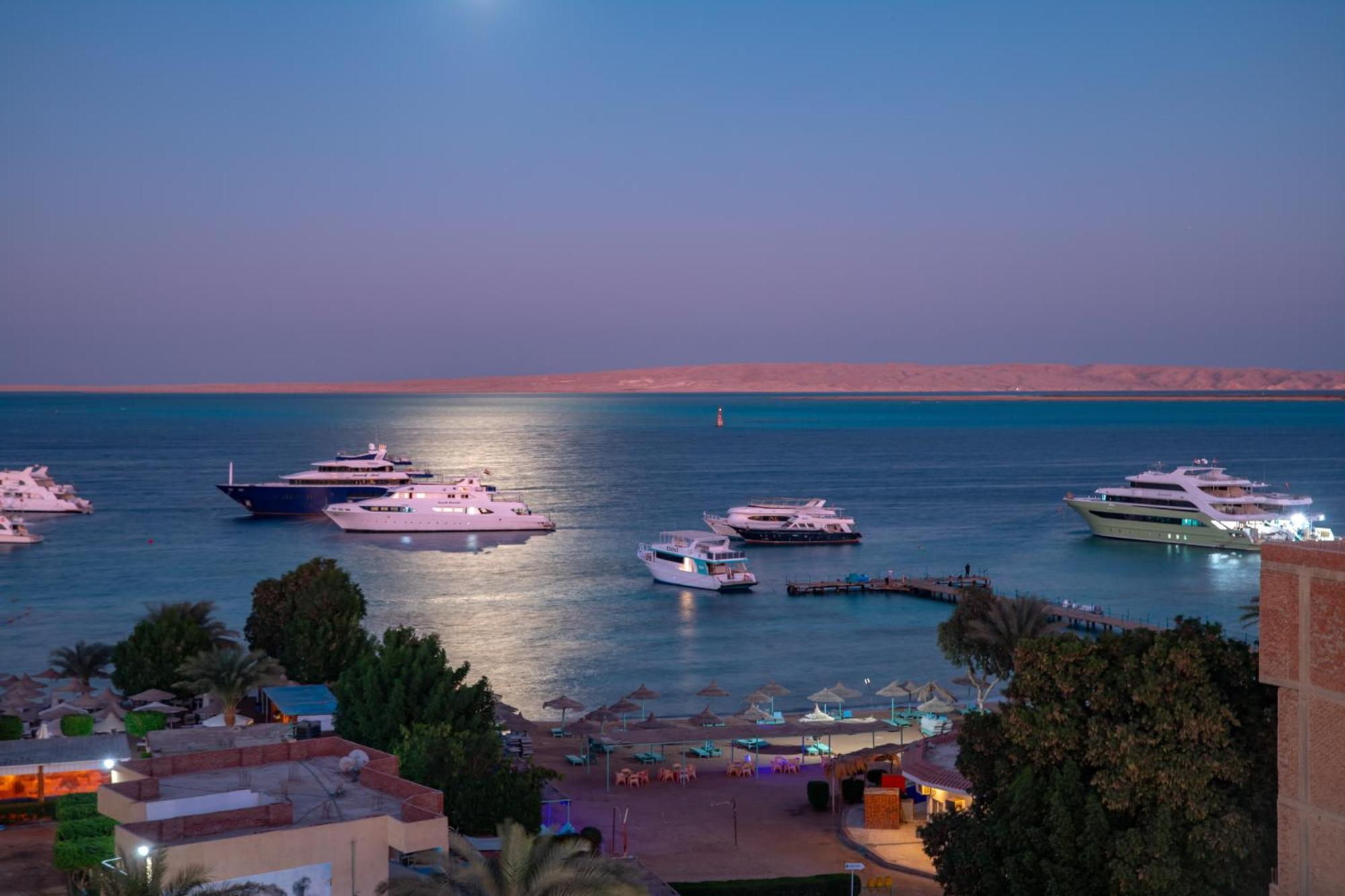 Redcon Suites Hurghada Esterno foto